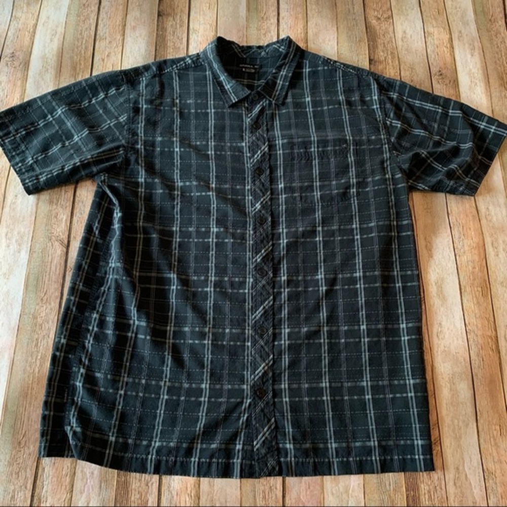 O’Neill mens short sleeve plaid button down shirt | size Extra Large